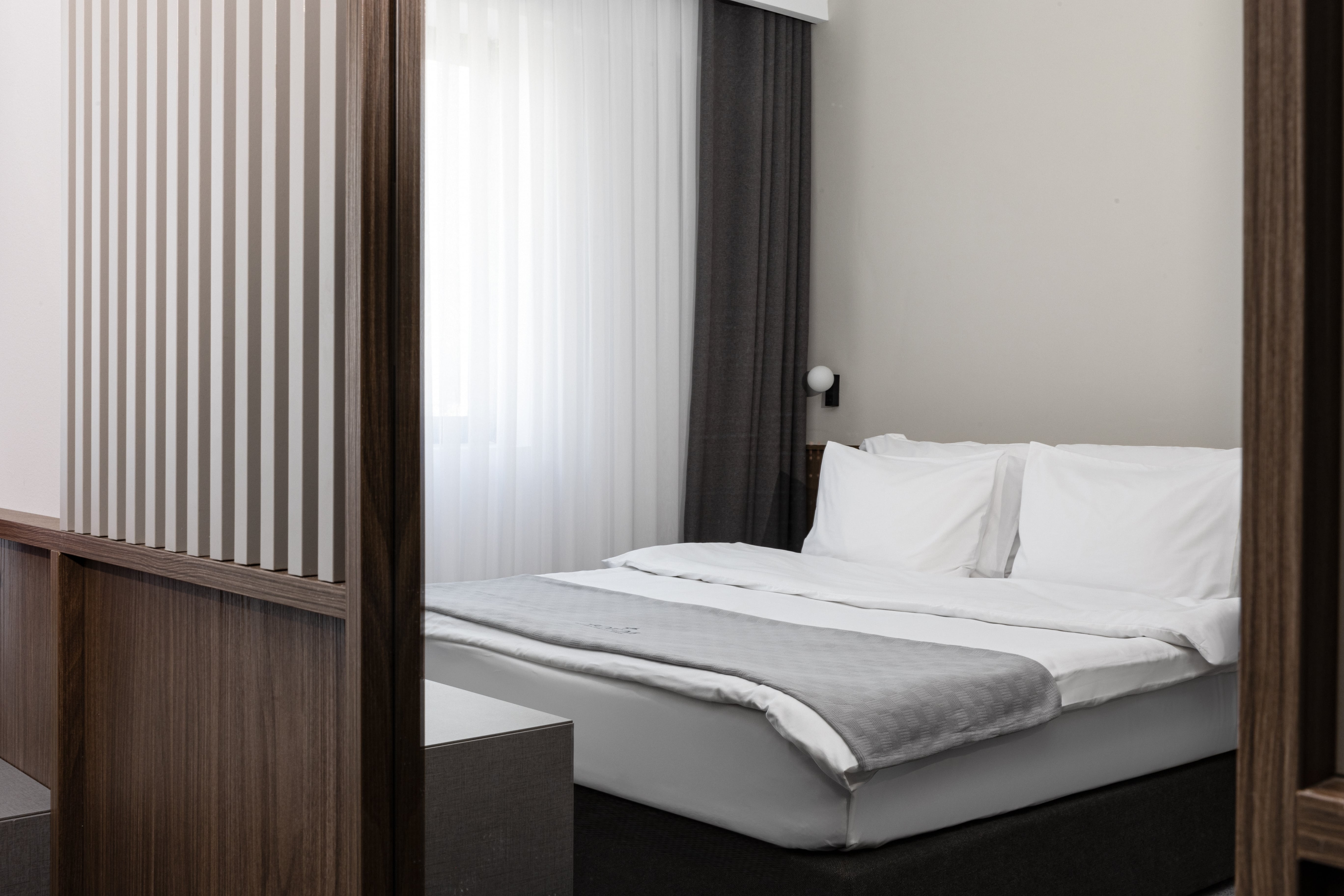 Economy Double Room b mirror.jpg